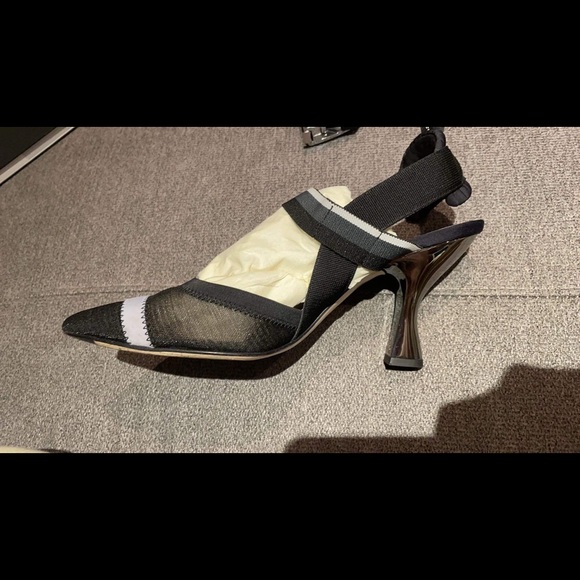 Authentic Fendi Colibri - Picture 4 of 8